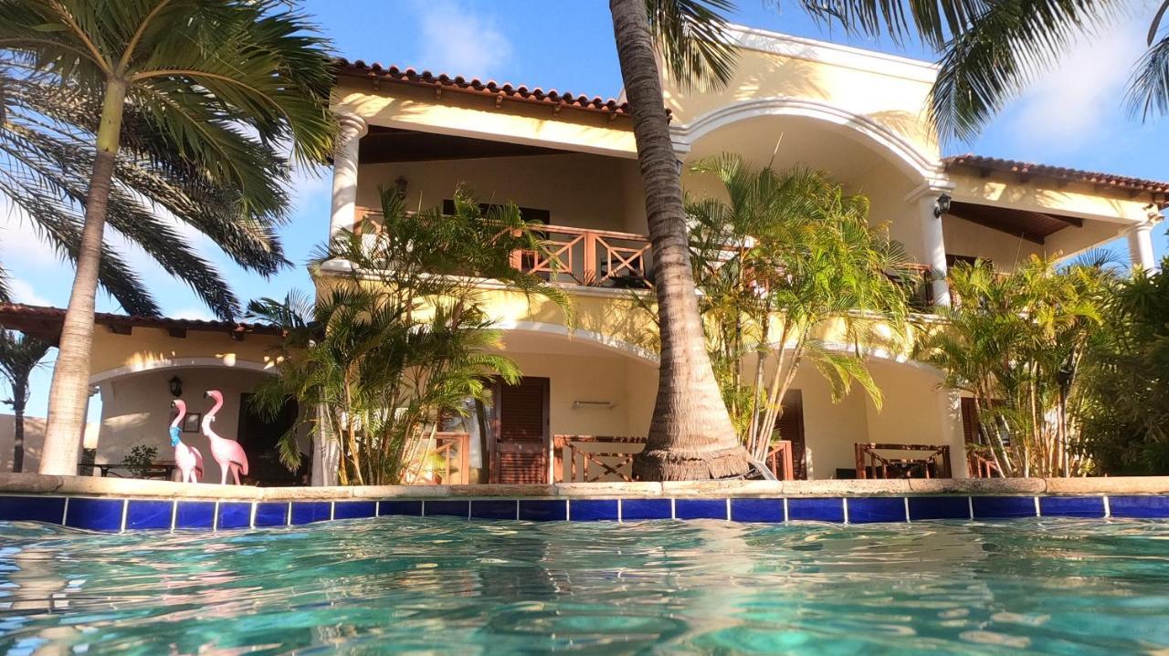Sonrisa Boutique Hotel - Adults Only Kralendijk  Luaran gambar