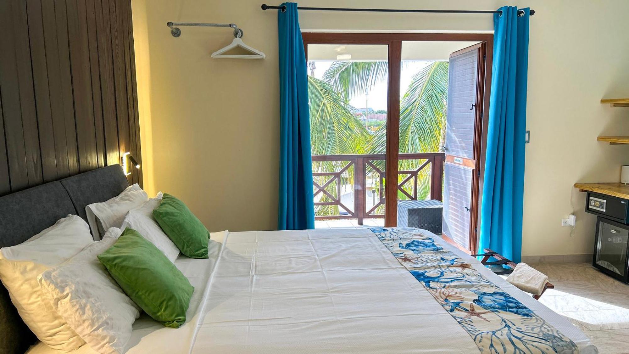 Sonrisa Boutique Hotel - Adults Only Kralendijk  Luaran gambar
